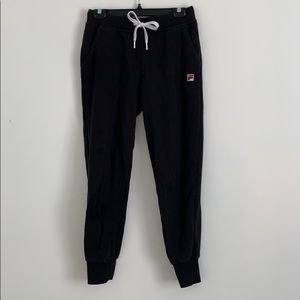 BLACK FILA SWEATPANTS